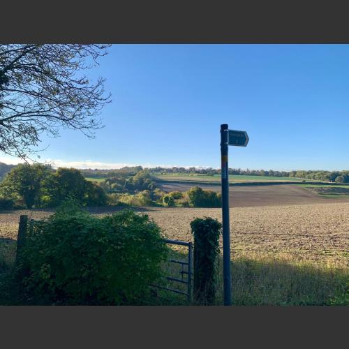 Public footpaths in Kent countryside